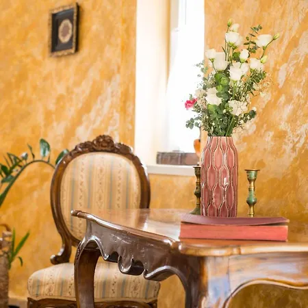 Francesca Apartmanlakása