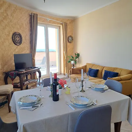 Francesca Apartmanlakása *