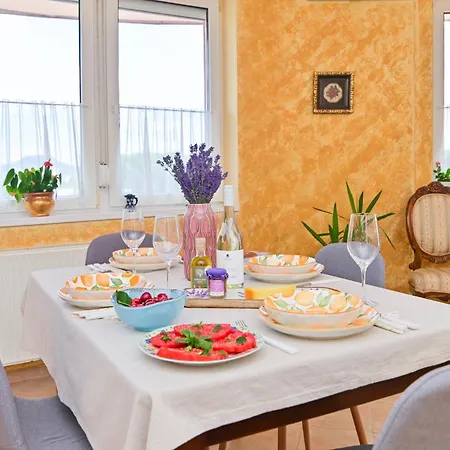 Francesca Apartmanlakása Daire *