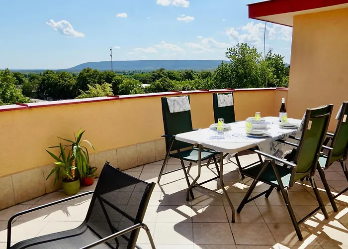 Francesca Apartmanlakása *